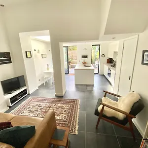  Apartment Stunning With Garden In The Heart Of Hackney, East